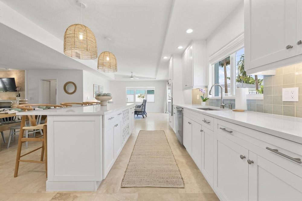 Latitude Adjustment Ami 3 Bedroom Home