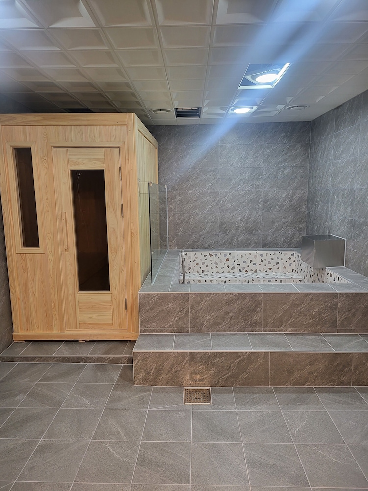 Bluedot Poshtel Myeongodong