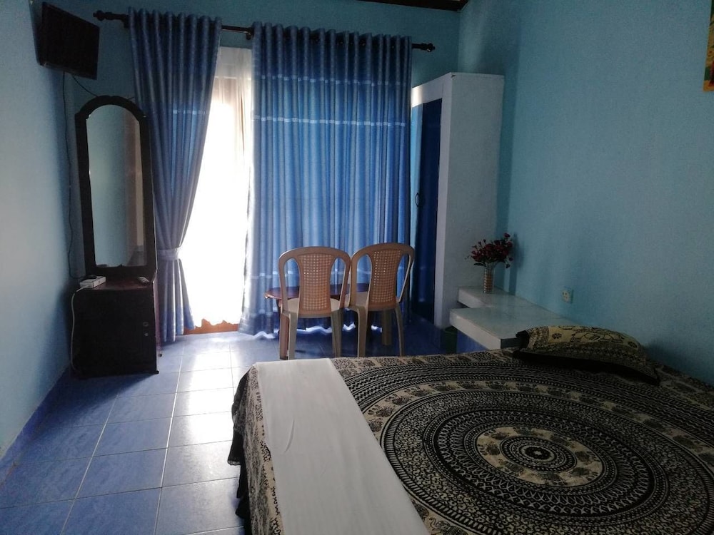 Ninnada Beach Hotel