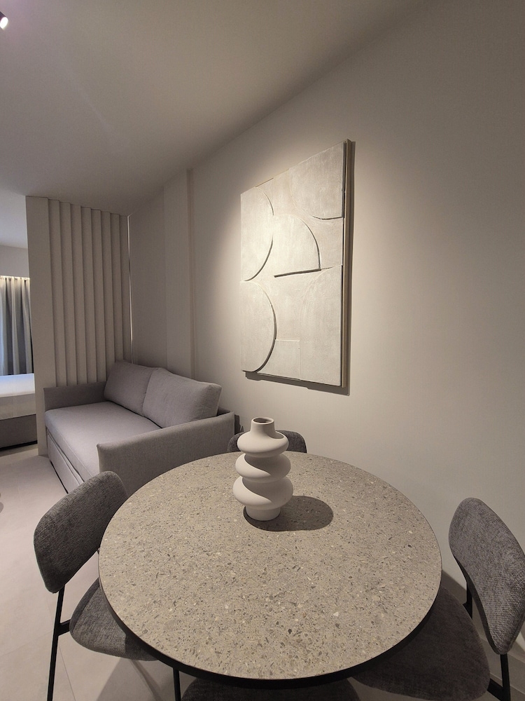 Shape Suites Athens