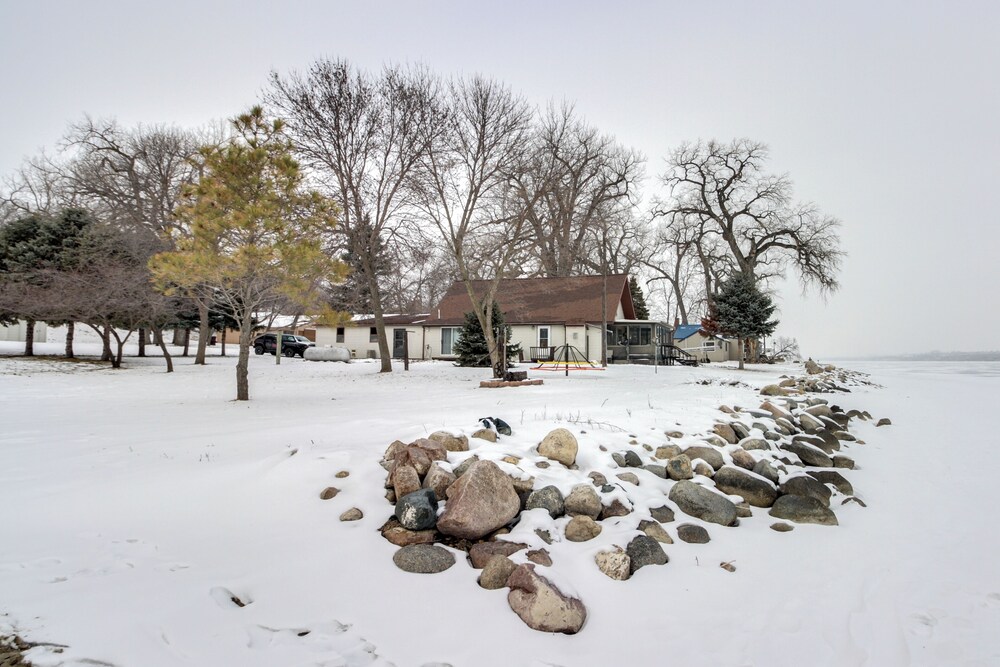 Big Stone Lake Retreat ~ 7 Mi to Browns Valley!
