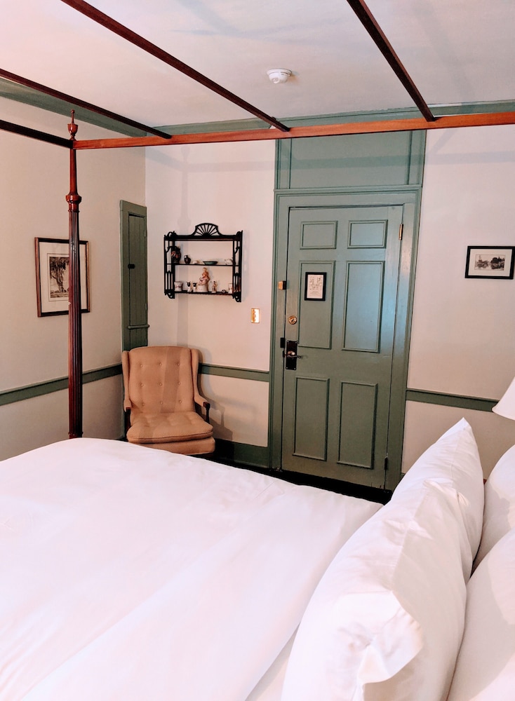 The Equinox Golf Resort & Spa 24