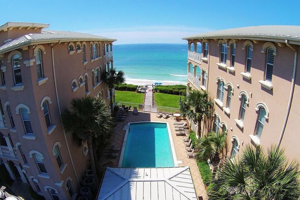 3 by the Sea 3 Bedroom Holiday Home by Five Star Properties