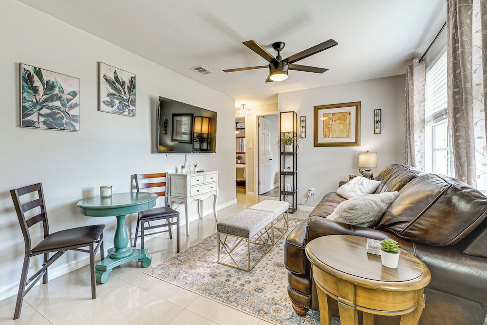 Home w/ Expansive Patio, 3 Mi to Busch Gardens!