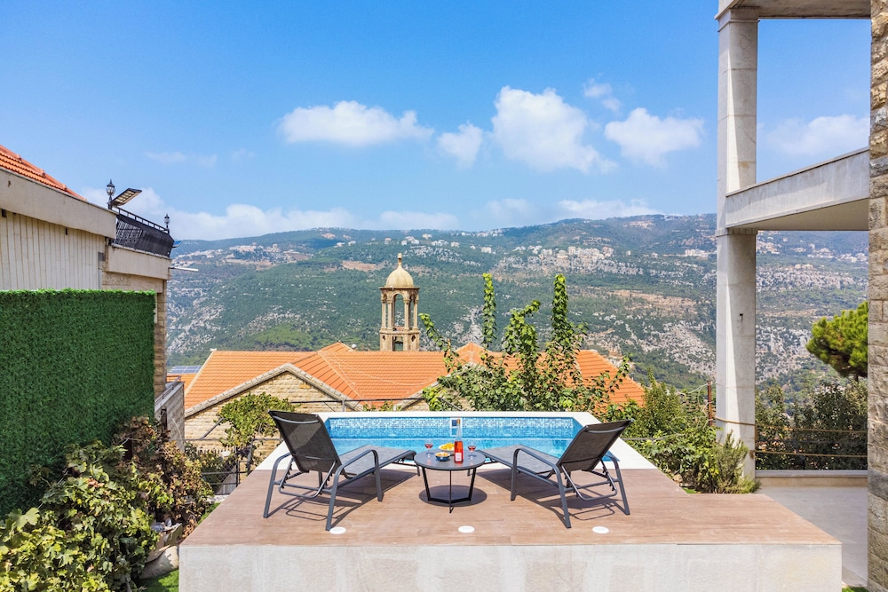 Beit Salima 3BR House with Pool