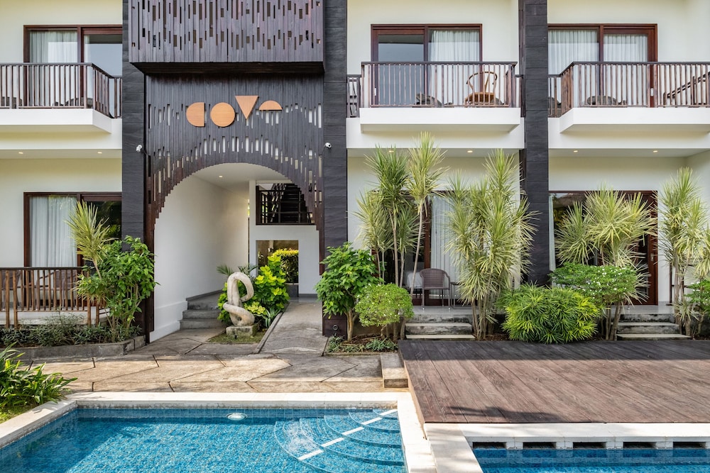 Cove Tevana