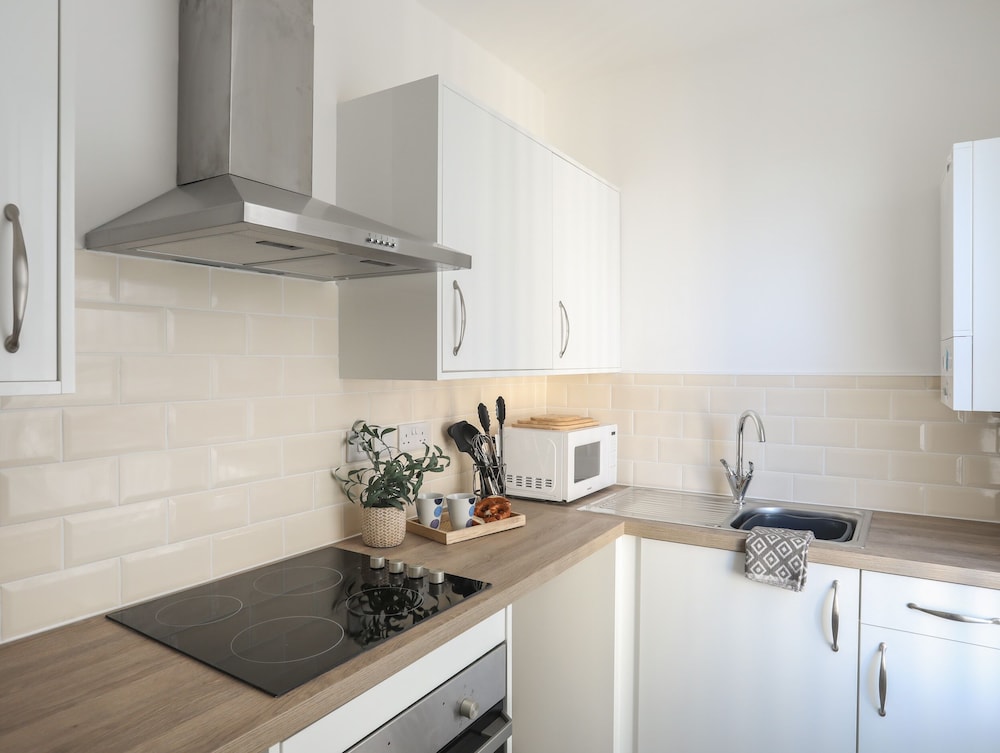 Port Apartment 2