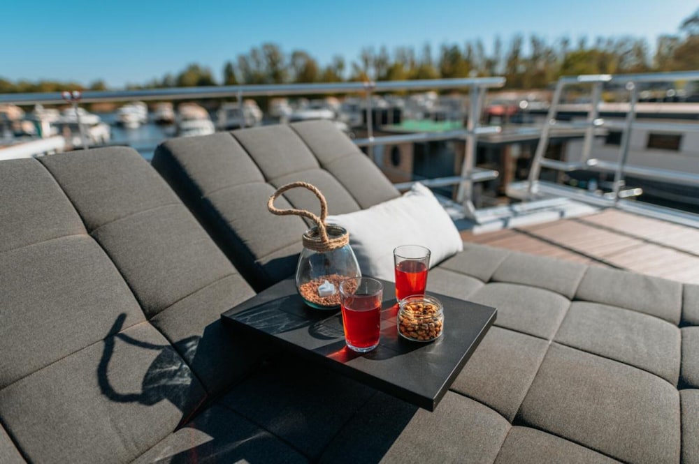 Havel River Houseboat