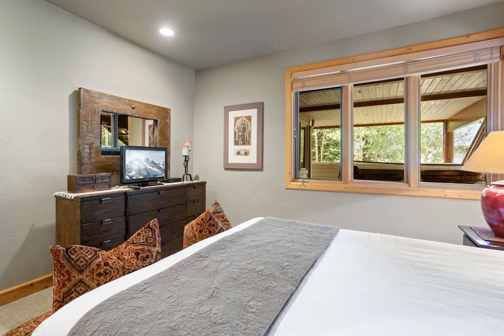 Trail's End Lodge at Deer Valley Resort - Four Bedroom Residence with Spa #12 4 Condo