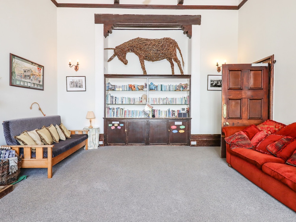Nethercott House