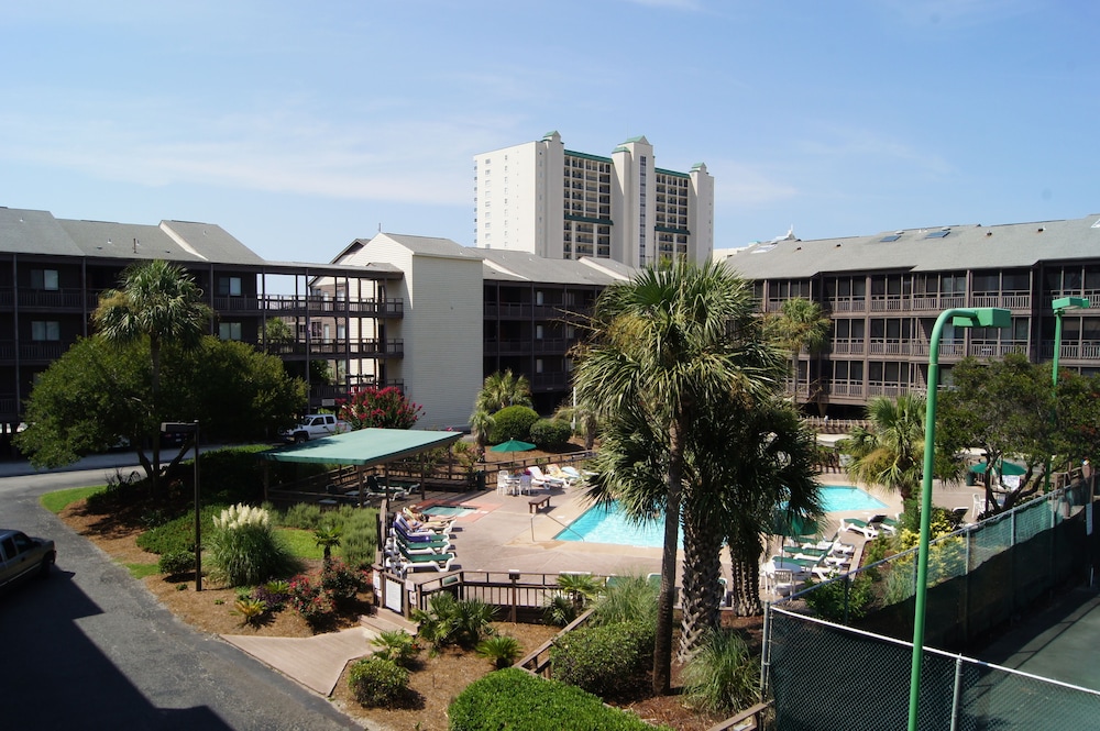 Tilghman Beach 223 3 Bedroom Condo by RedAwning