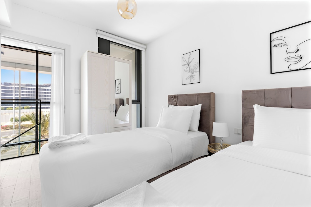 Silkhaus Al Raha Lofts 2