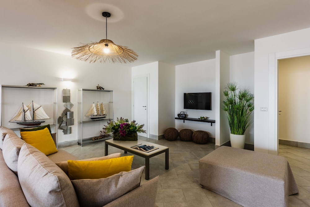 Villa Acqua Saracena by Wonderful Italy