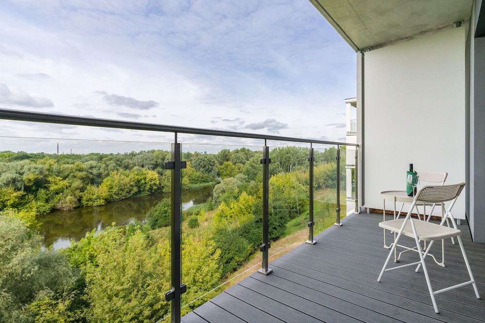 Apartments Warta Residence by Renters view 5
