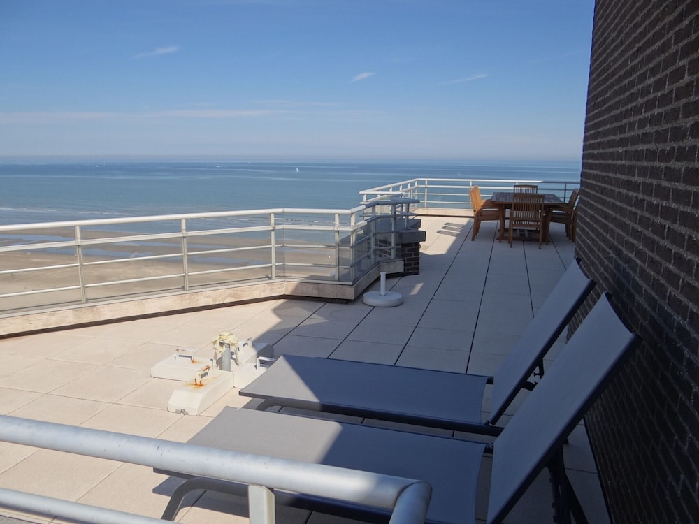 Apartment in Nieuwpoort for 6 Persons