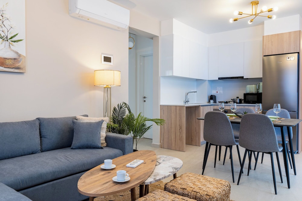 Jas Living Apts & Balconies in Larnaca