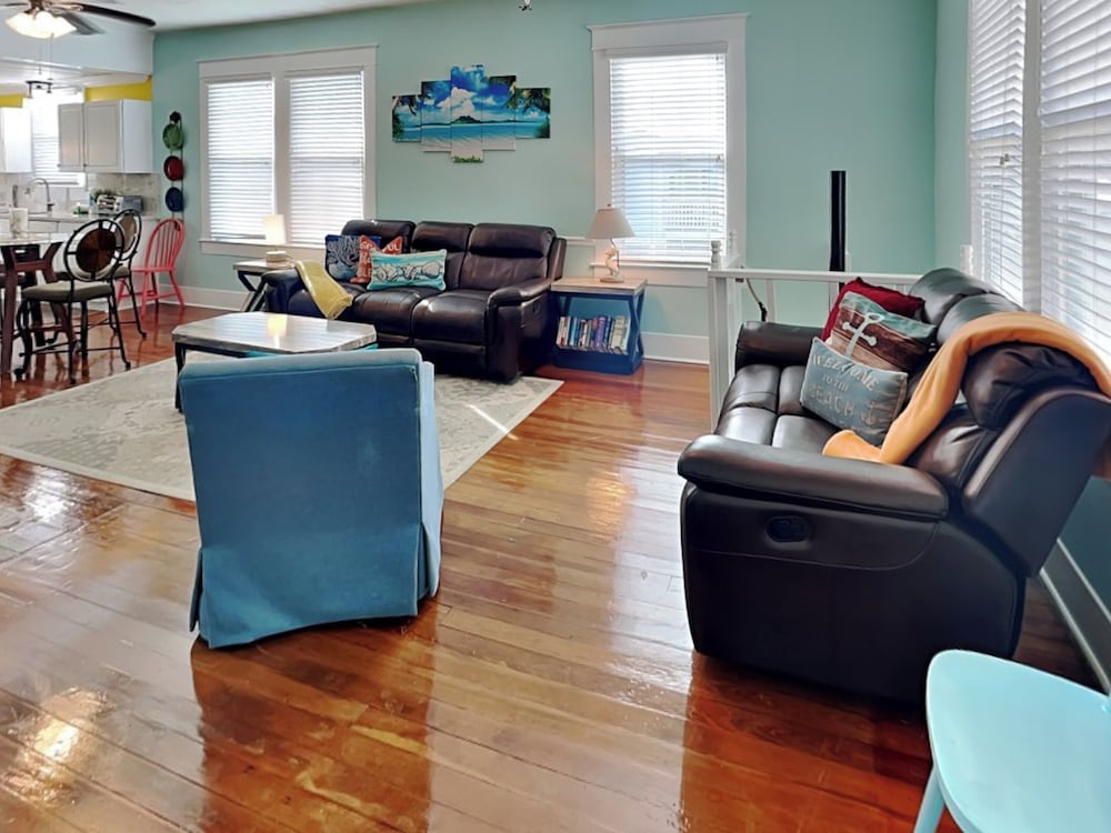 Seawall Celebration Manor by Ryson Vacation Rentals