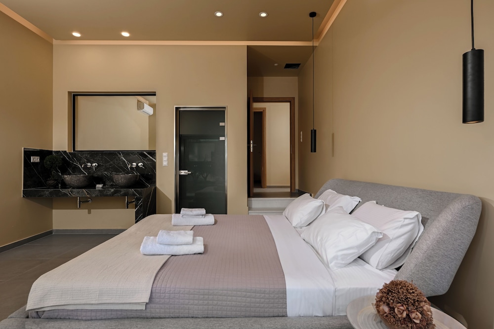 Mitos Ultimate Escape Villas