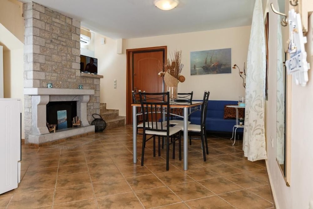 Glyfada Villas 3