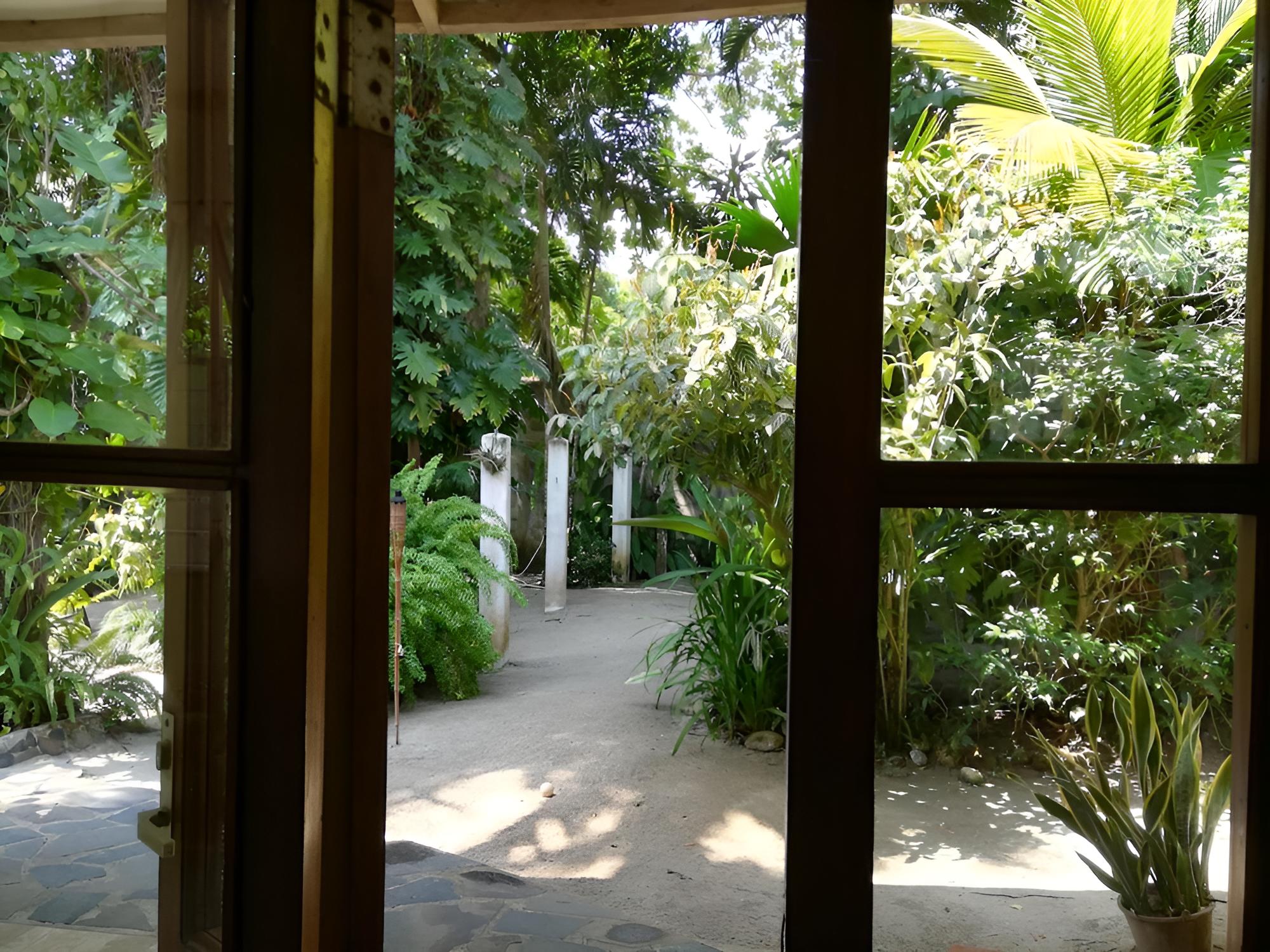 Photo 12