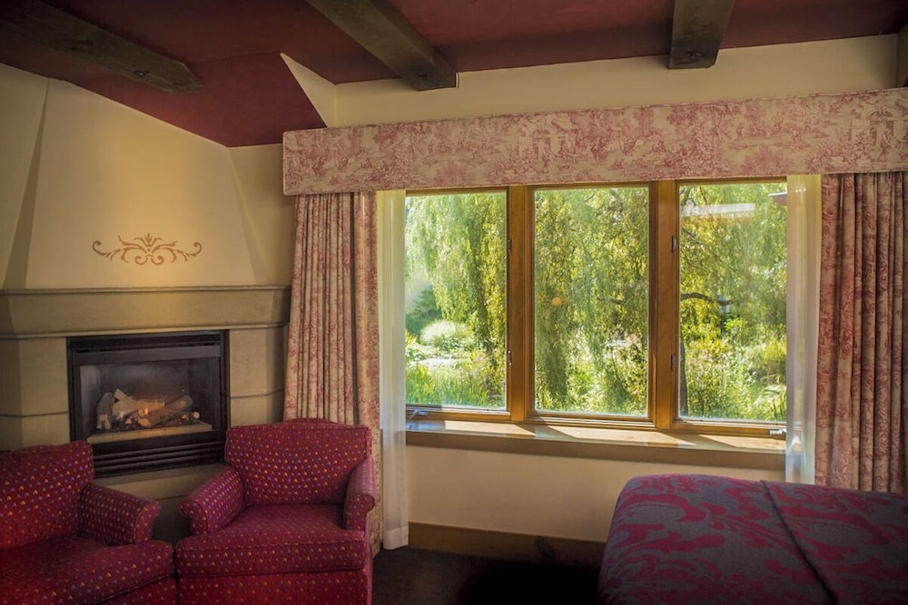 Mirbeau Inn and Spa
