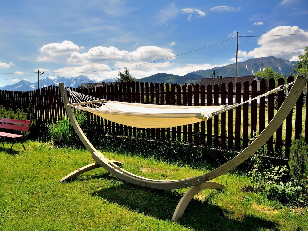 Cottage With a View of the Tatra Mountains
