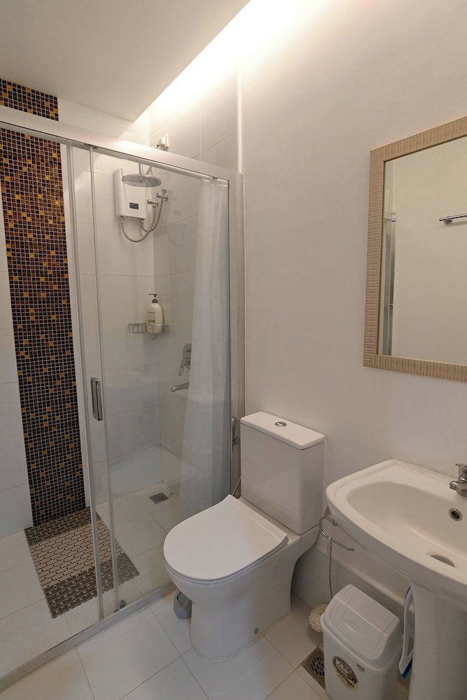 1 Cozy Bedroom Condo Unit-apple One Banawa Cebu