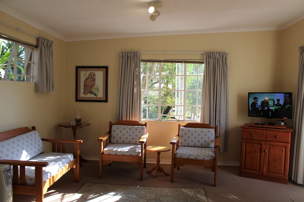 Lemon Thorn Cottage for 2 People With Wonderful Private Terrace in Garden! view 4