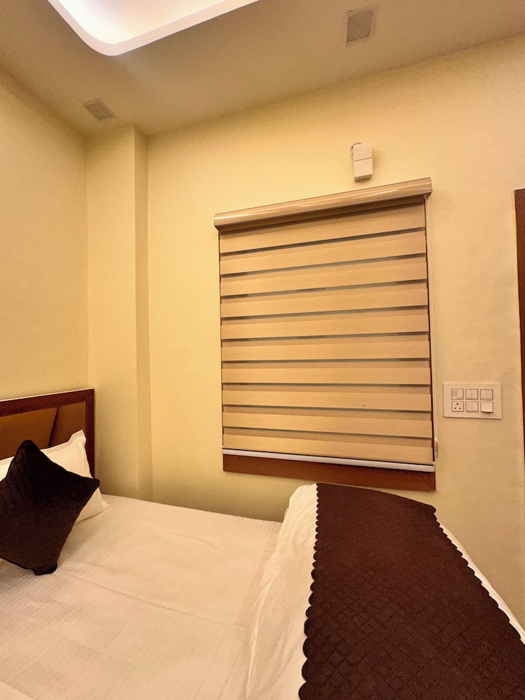 Hotel R.K Palace