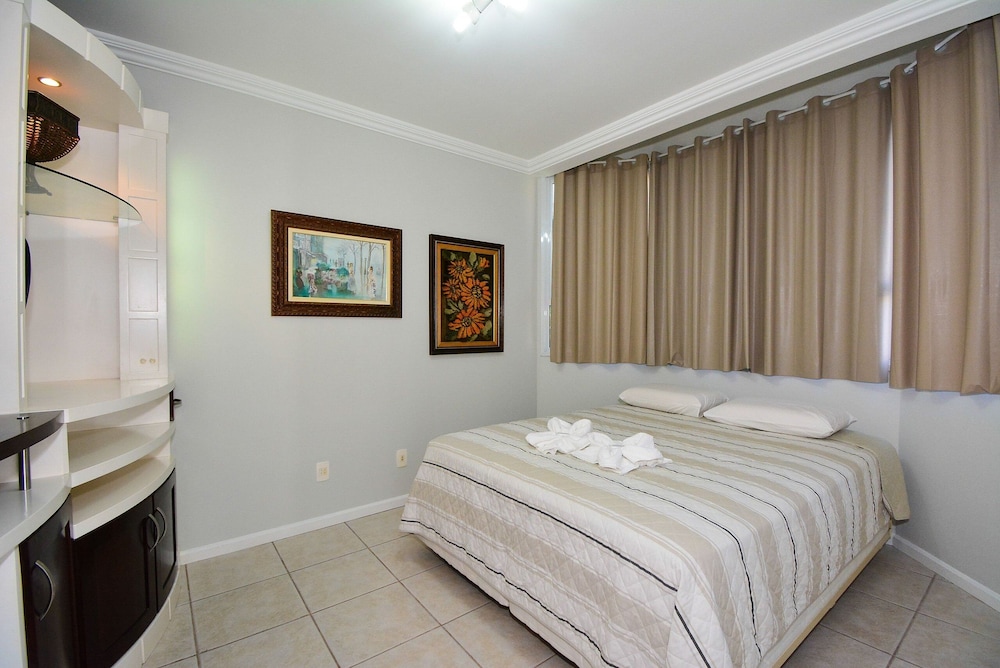 Casa com Piscina Morro das Pedras