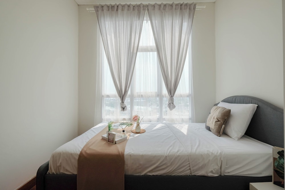 Boho Touch 2Br Apartment With Extra Room At Lucky Tower Residence
