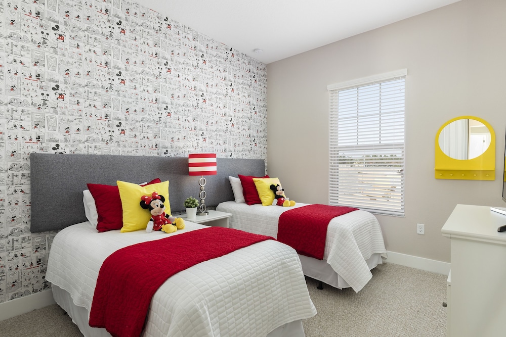 Summerville Vacation Homes by Columbia Management - Image 4