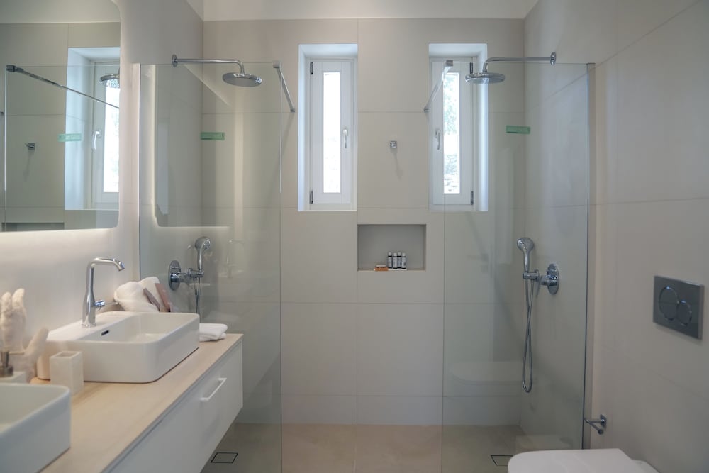 Rabagas Suites