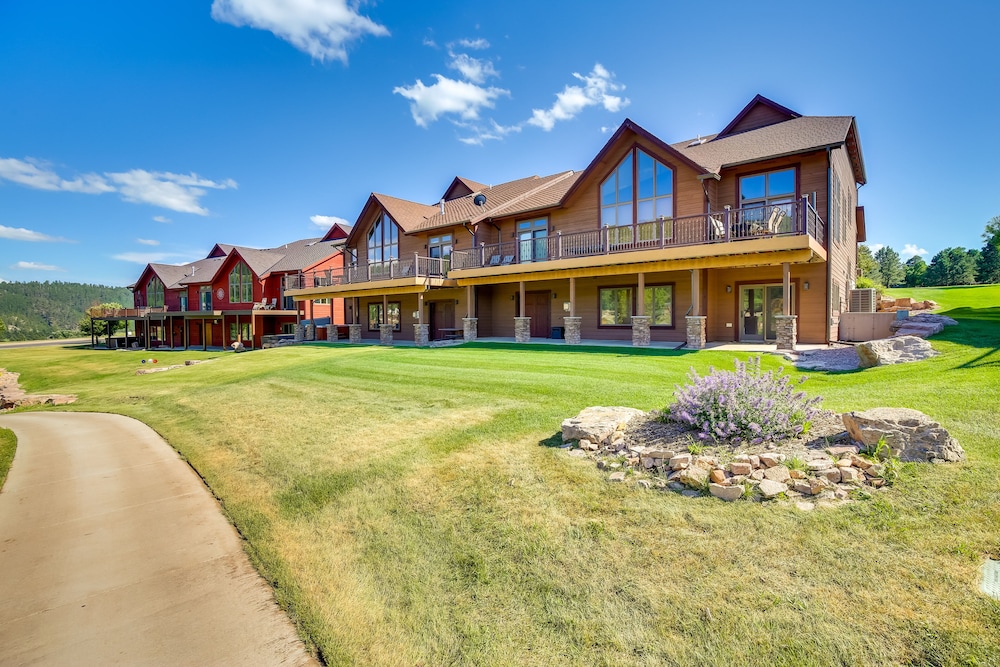 Hot Tub + Golf Course Views: Luxe Sturgis Home! view 5