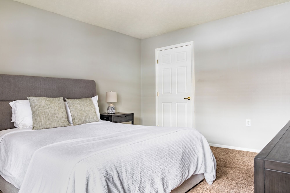 Landing Apartments Dayton