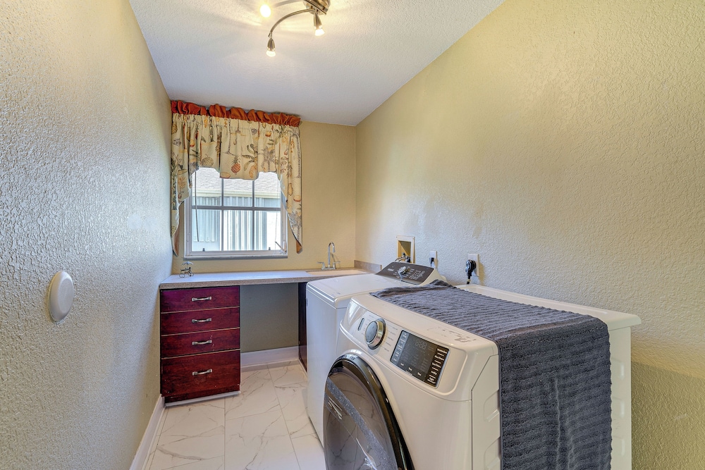10 Mi to Beach: Pet-friendly Home in Punta Gorda!