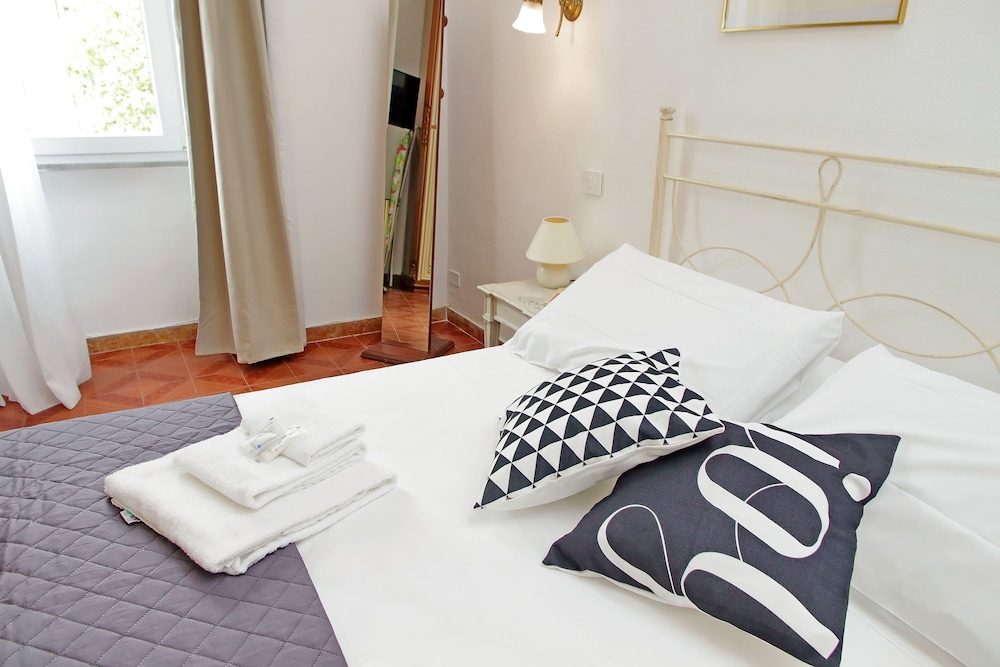 4bnb - Queen Mary Vatican Home