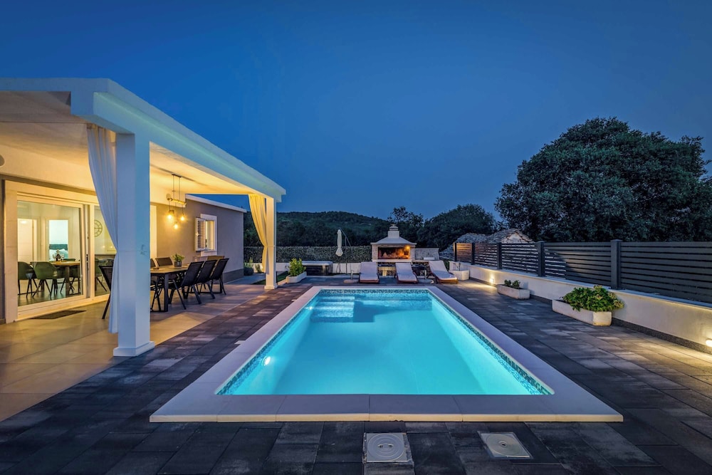 Villa Tranquil Rest
