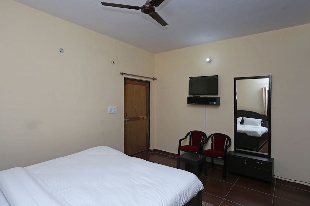 OYO 12312 Home Lake View 2 BHK Bhimtal