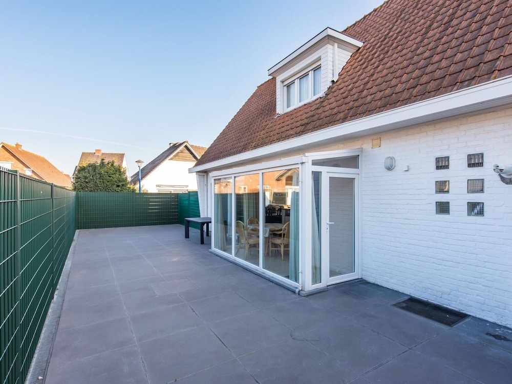 Villa in Koksijde Near the Sea