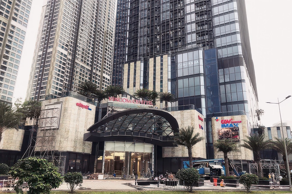 Urban Zen Saigon - Vinhomes Landmark 81
