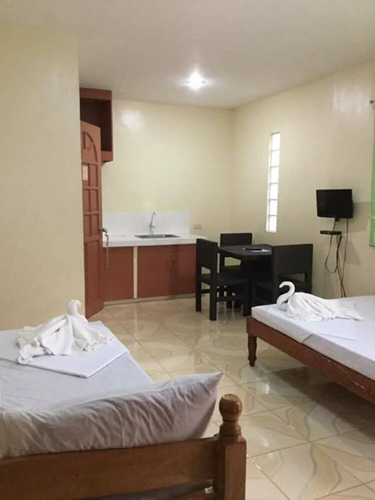 N & F Guest House