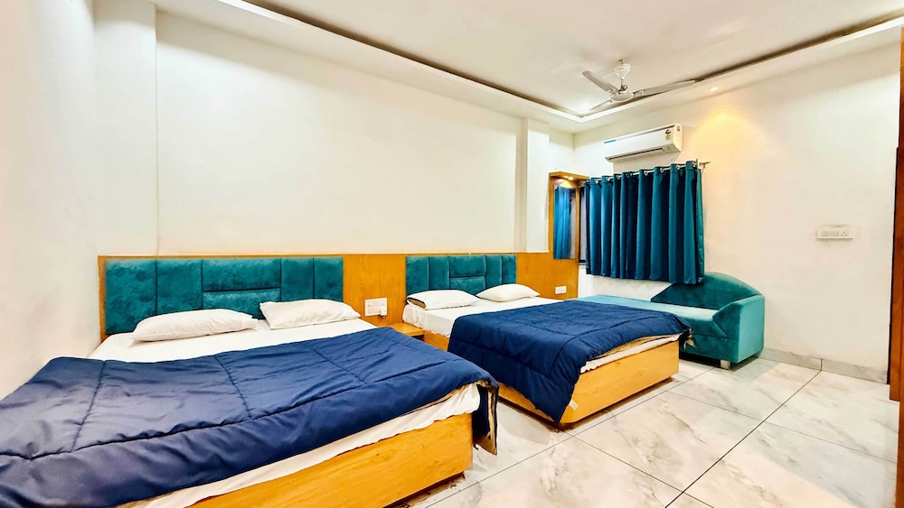 Hotel Raj Inn