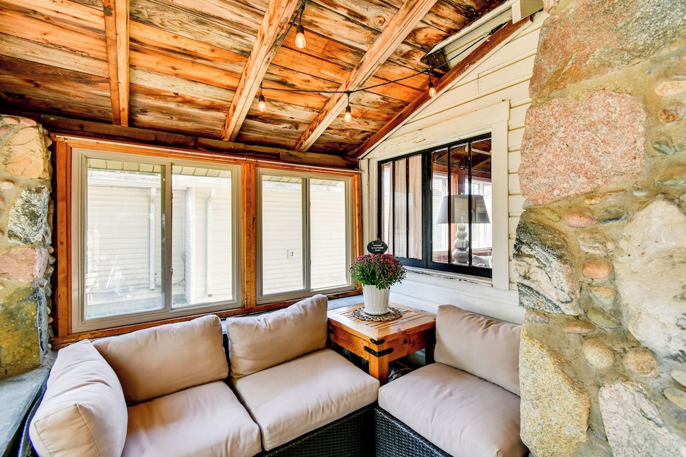 Walk to Houghton Lake: Cabin w/ Fire Pit!