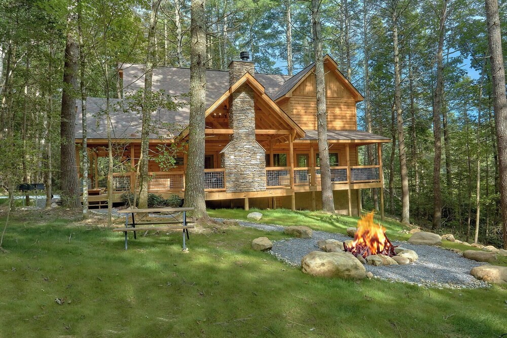 Adventure Lodge