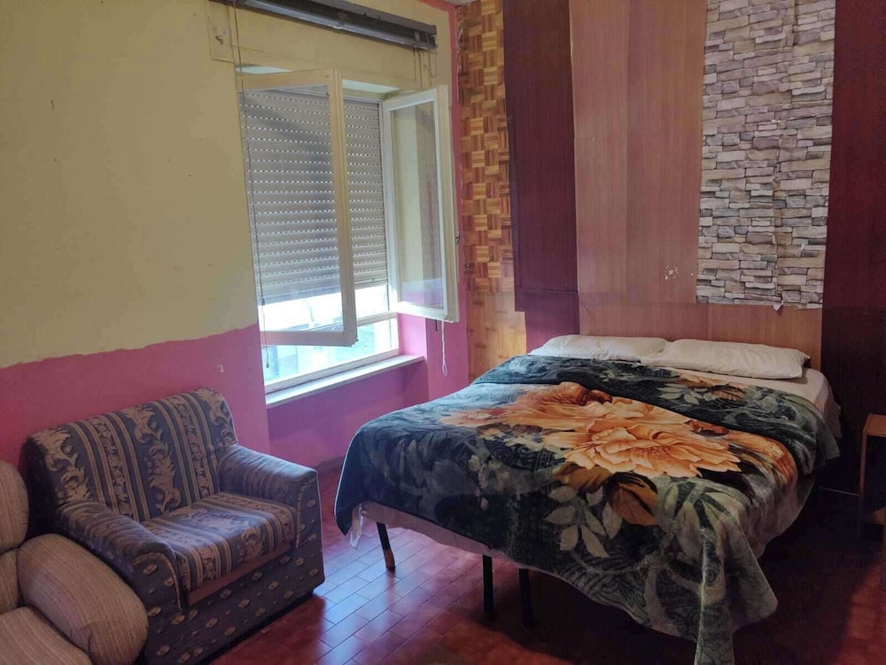 3 bed - Sleeps 6 - Mountain View - Parking - Pets