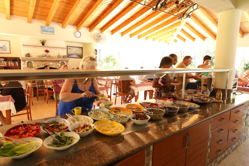Mavruka Hotel - Image 51