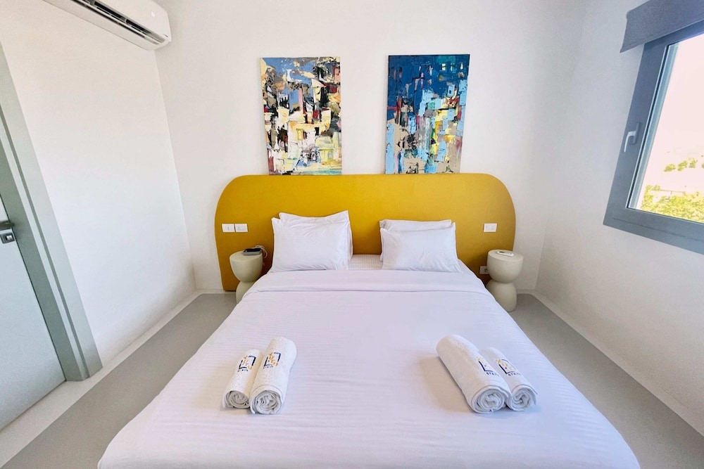 Xuru Stays I Lofty & Lavish 3 BDR @ Swan Lake El Gouna