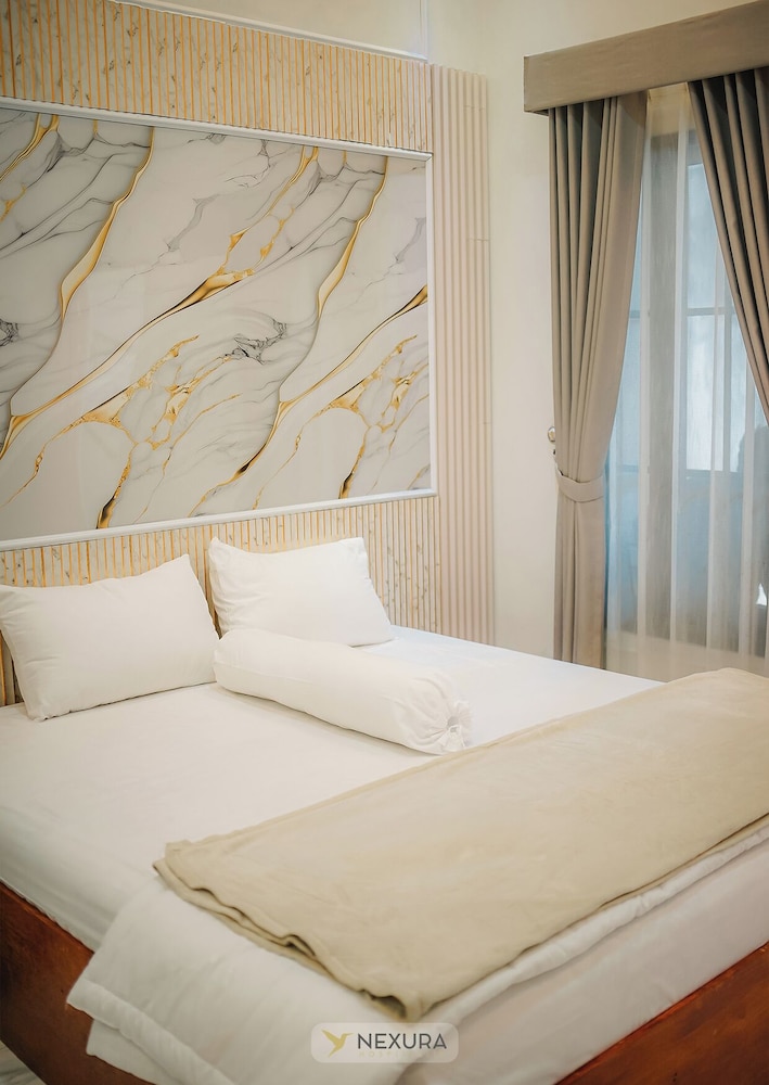 Grand House Nexura Collection