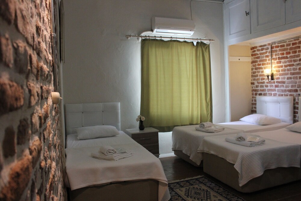 Macide Hanim Konağı - Image 36